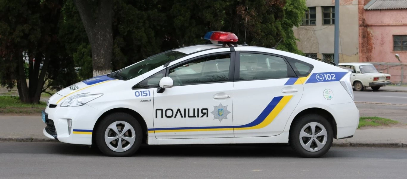 Συναγερμός στην Ουκρανία: Οπλισμένος άνδρας με χειροβομβίδα κρατά όμηρο αστυνομικό